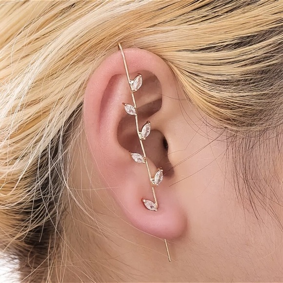 🔵𝟲𝟱%𝗢𝗙𝗙 𝗯𝘂𝗻𝗱𝗹𝗲𝘀 𝟯+🔵 NEW CZ Delicate Floral Ear Hook Crawler Earring - Picture 13 of 17